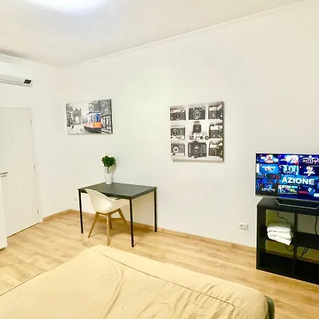 Con Bagno Privato - Zona Bocconi Alloggio in famiglia